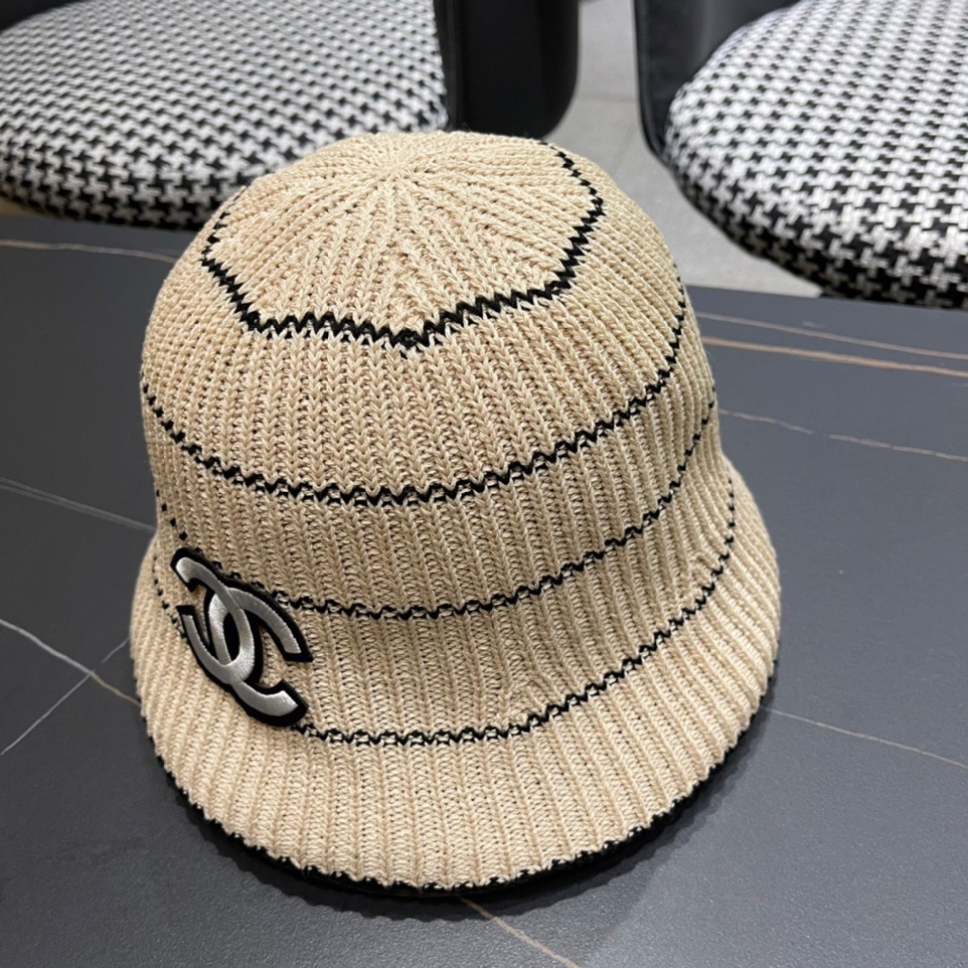
香奈儿CHANEL 新品条纹毛线渔夫帽小香经典简约，时尚休闲设计 跑量新品