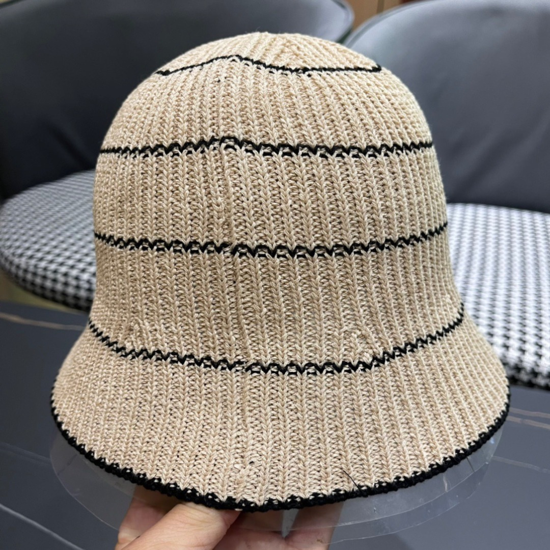 
香奈儿CHANEL 新品条纹毛线渔夫帽小香经典简约，时尚休闲设计 跑量新品