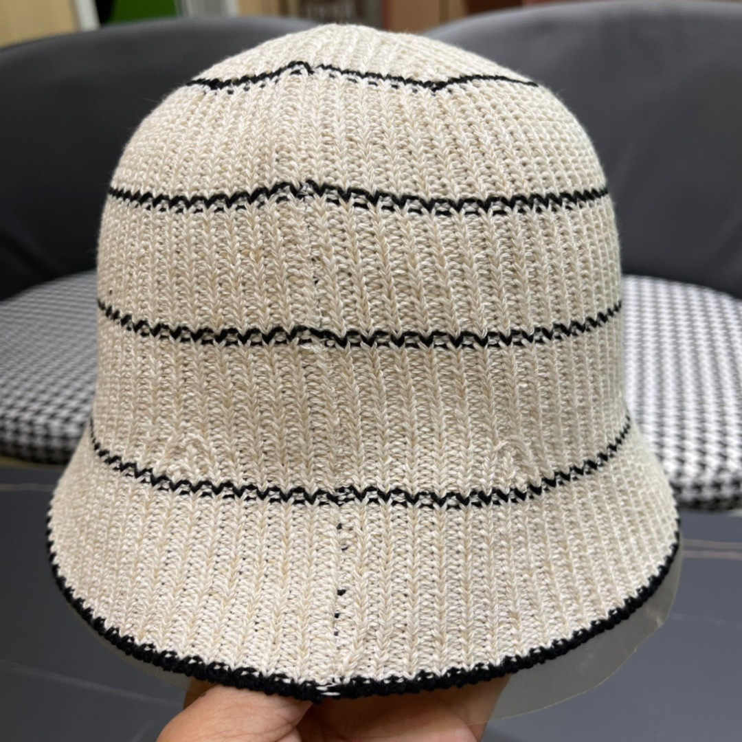 
香奈儿CHANEL 新品条纹毛线渔夫帽小香经典简约，时尚休闲设计 跑量新品