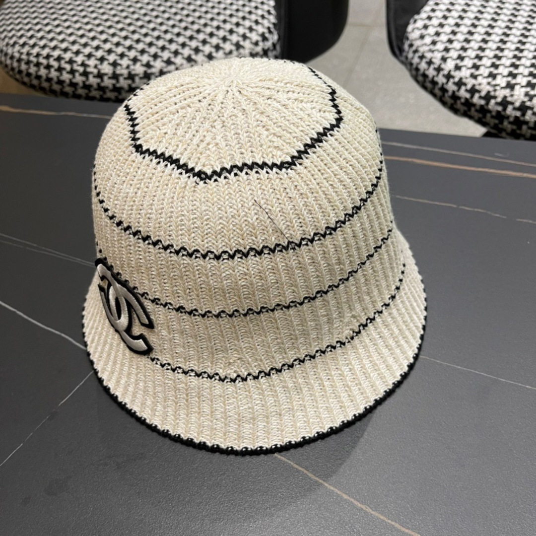 
香奈儿CHANEL 新品条纹毛线渔夫帽小香经典简约，时尚休闲设计 跑量新品