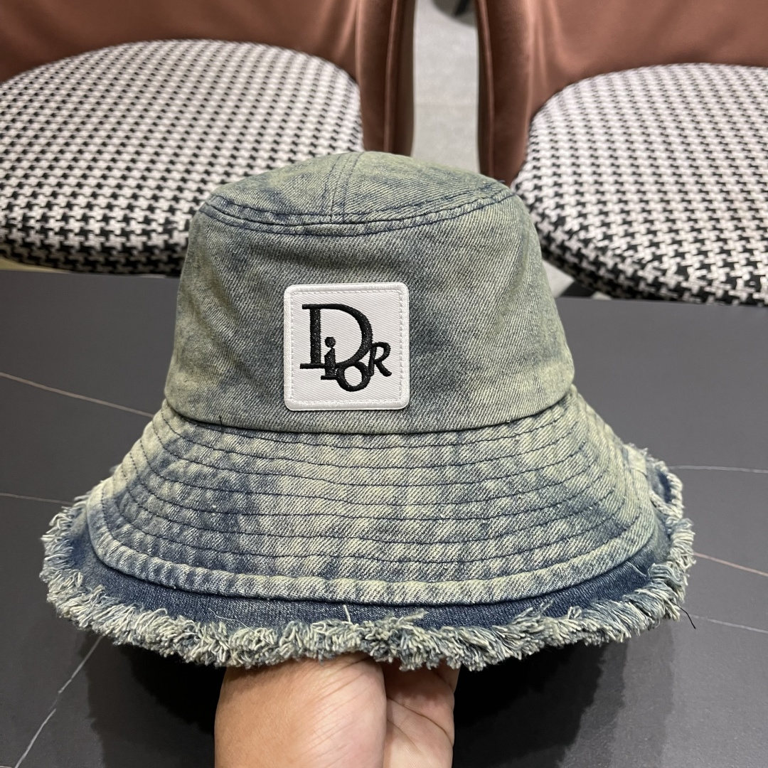  迪奥Dior日系牛仔渔夫帽女春秋款毛边百搭显脸小盆帽网红
文艺户外遮阳帽子