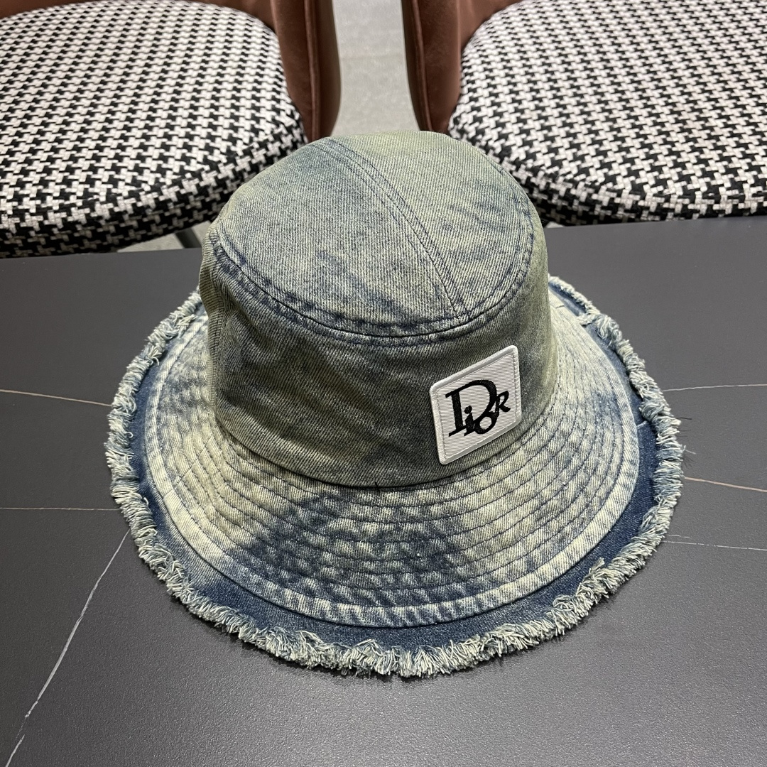  迪奥Dior日系牛仔渔夫帽女春秋款毛边百搭显脸小盆帽网红
文艺户外遮阳帽子