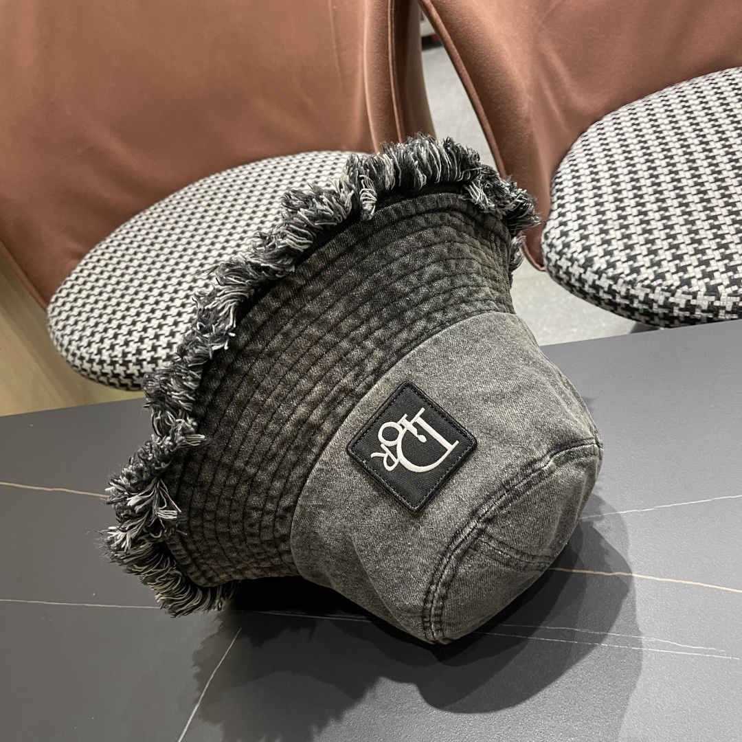  迪奥Dior日系牛仔渔夫帽女春秋款毛边百搭显脸小盆帽网红
文艺户外遮阳帽子