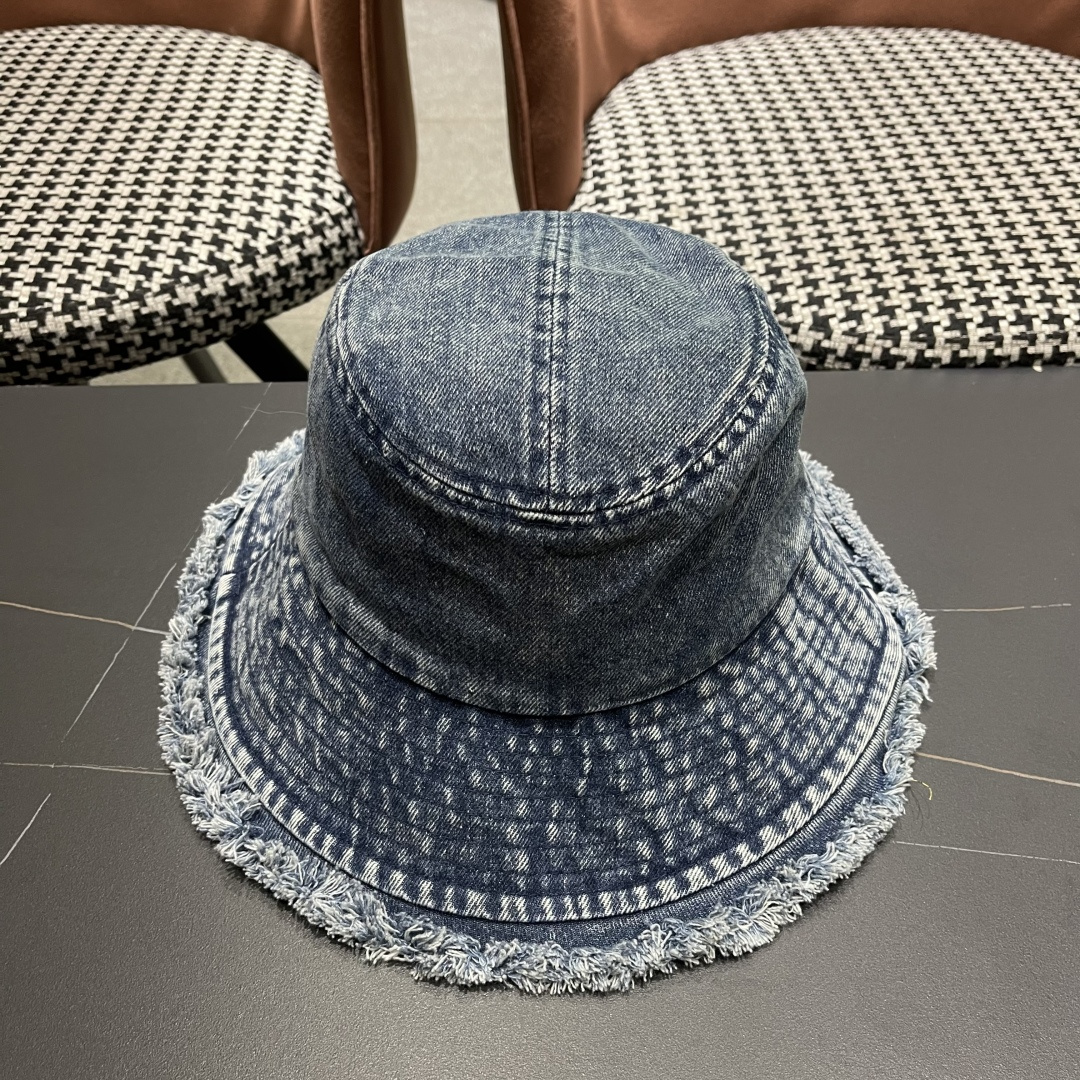  迪奥Dior日系牛仔渔夫帽女春秋款毛边百搭显脸小盆帽网红
文艺户外遮阳帽子