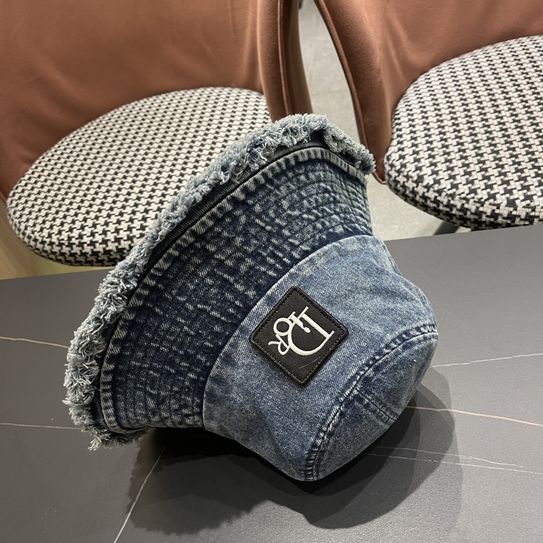  迪奥Dior日系牛仔渔夫帽女春秋款毛边百搭显脸小盆帽网红
文艺户外遮阳帽子