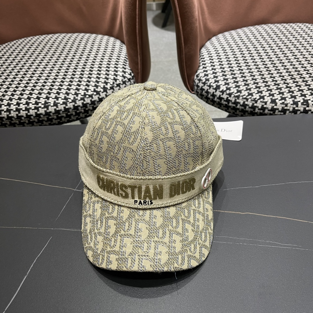  Dior(迪奥) 2025新款原单棒球帽， 精致格调，很酷很时尚，专柜断货热门，
