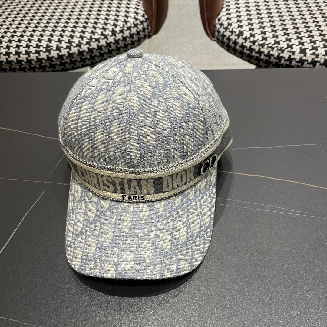  Dior(迪奥) 2025新款原单棒球帽， 精致格调，很酷很时尚，专柜断货热门，
