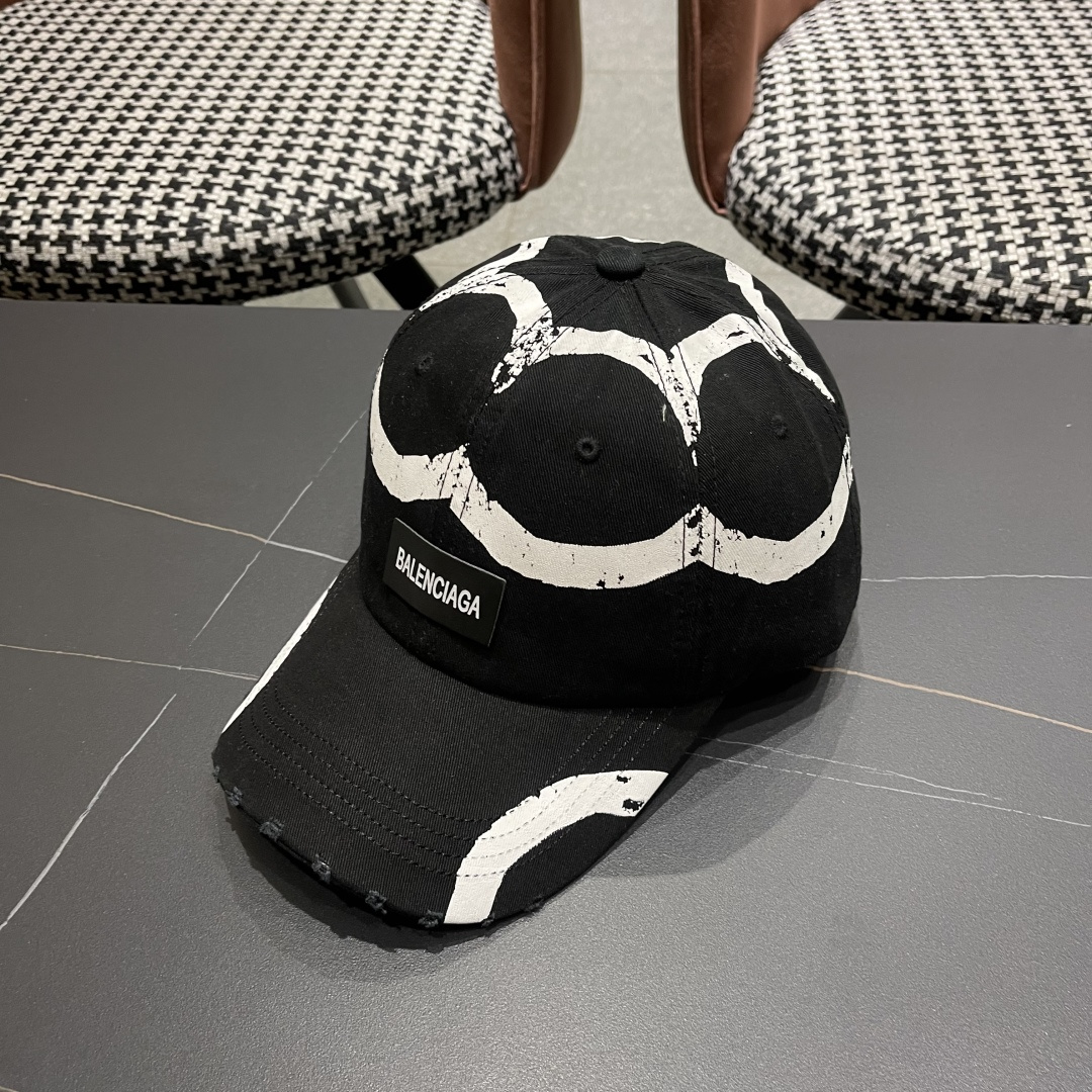  BALENCIAGA巴黎世家2025复古水洗棒球帽女大头围春夏涂鸦软顶百搭鸭舌帽
宽帽檐显脸小帽子