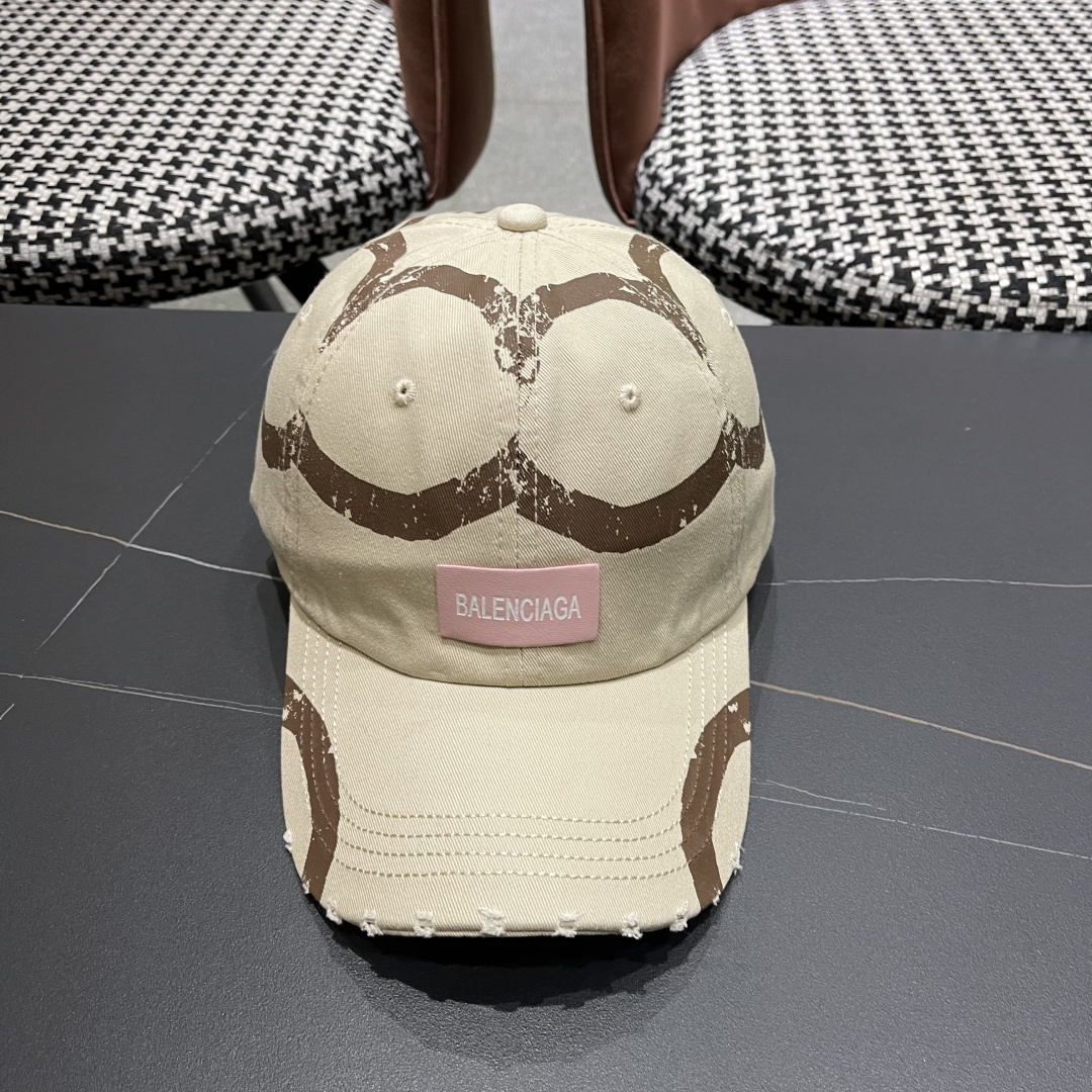  BALENCIAGA巴黎世家2025复古水洗棒球帽女大头围春夏涂鸦软顶百搭鸭舌帽
宽帽檐显脸小帽子