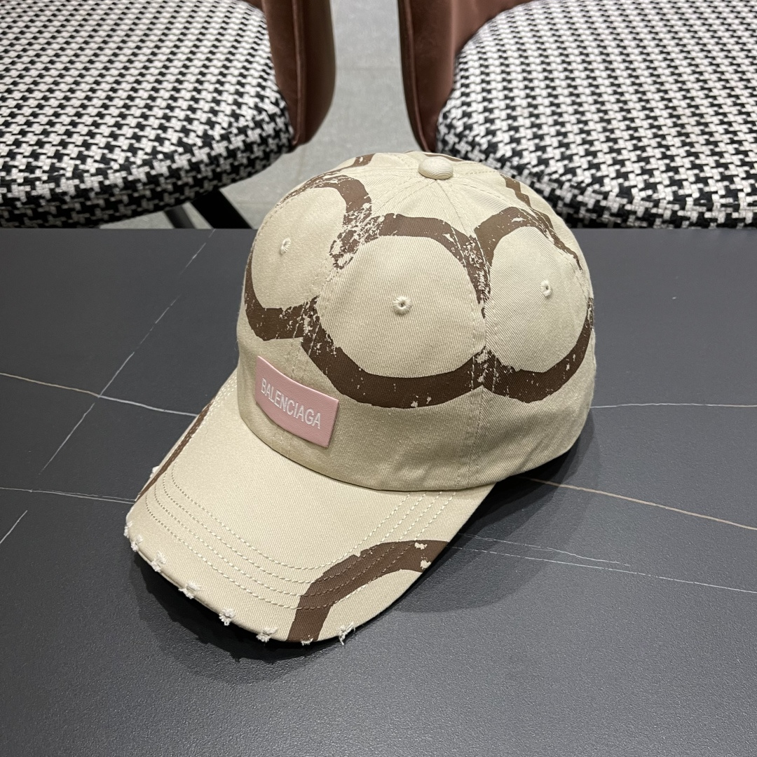  BALENCIAGA巴黎世家2025复古水洗棒球帽女大头围春夏涂鸦软顶百搭鸭舌帽
宽帽檐显脸小帽子