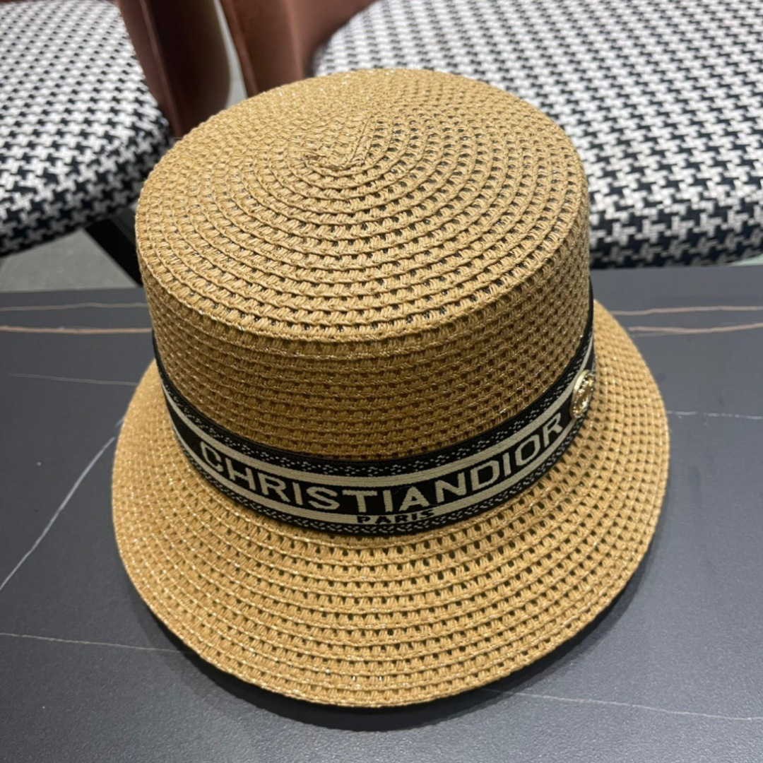 【DIOR迪奥】2025新款草编遮阳草帽🤩沙滩风，简约大方，百搭单品～出街首选，新款帽型超美腻，新品上架