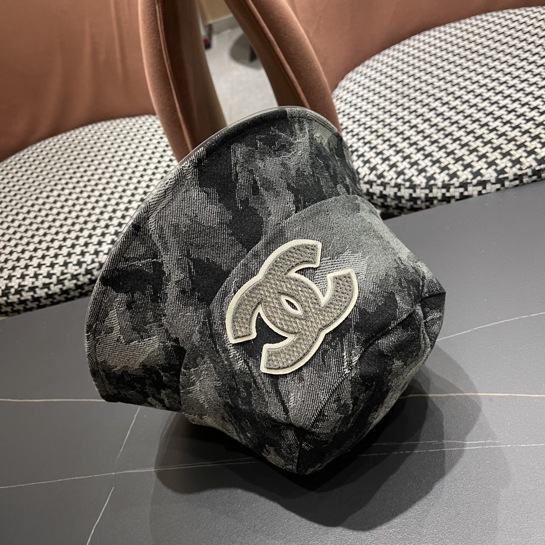  CHANEL香奈儿新款🆕牛仔蓝复古款渔夫帽🔸 节假日旅游带它出去美美哒❕  中古款