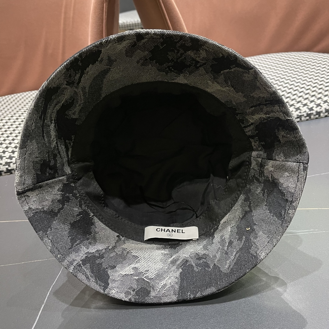  CHANEL香奈儿新款🆕牛仔蓝复古款渔夫帽🔸 节假日旅游带它出去美美哒❕  中古款