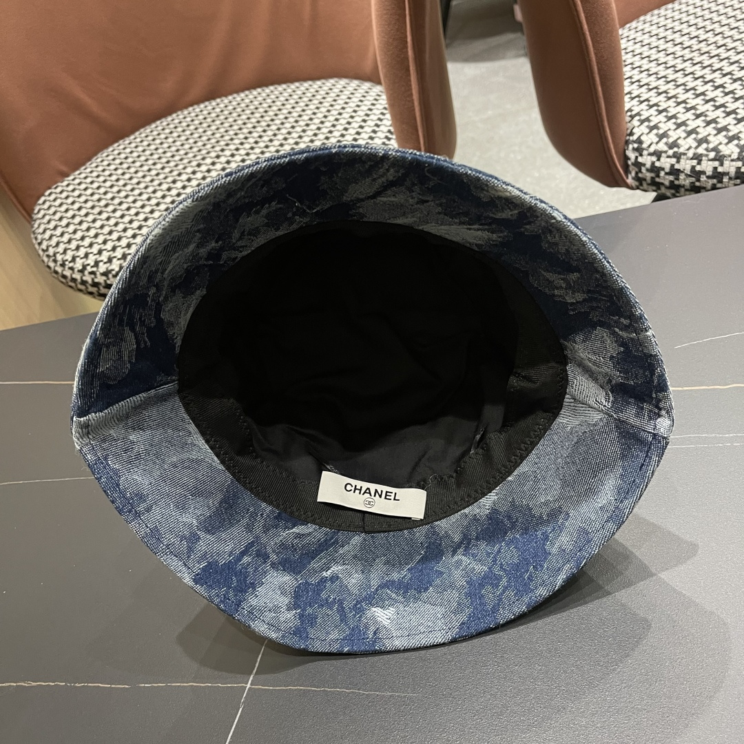  CHANEL香奈儿新款🆕牛仔蓝复古款渔夫帽🔸 节假日旅游带它出去美美哒❕  中古款