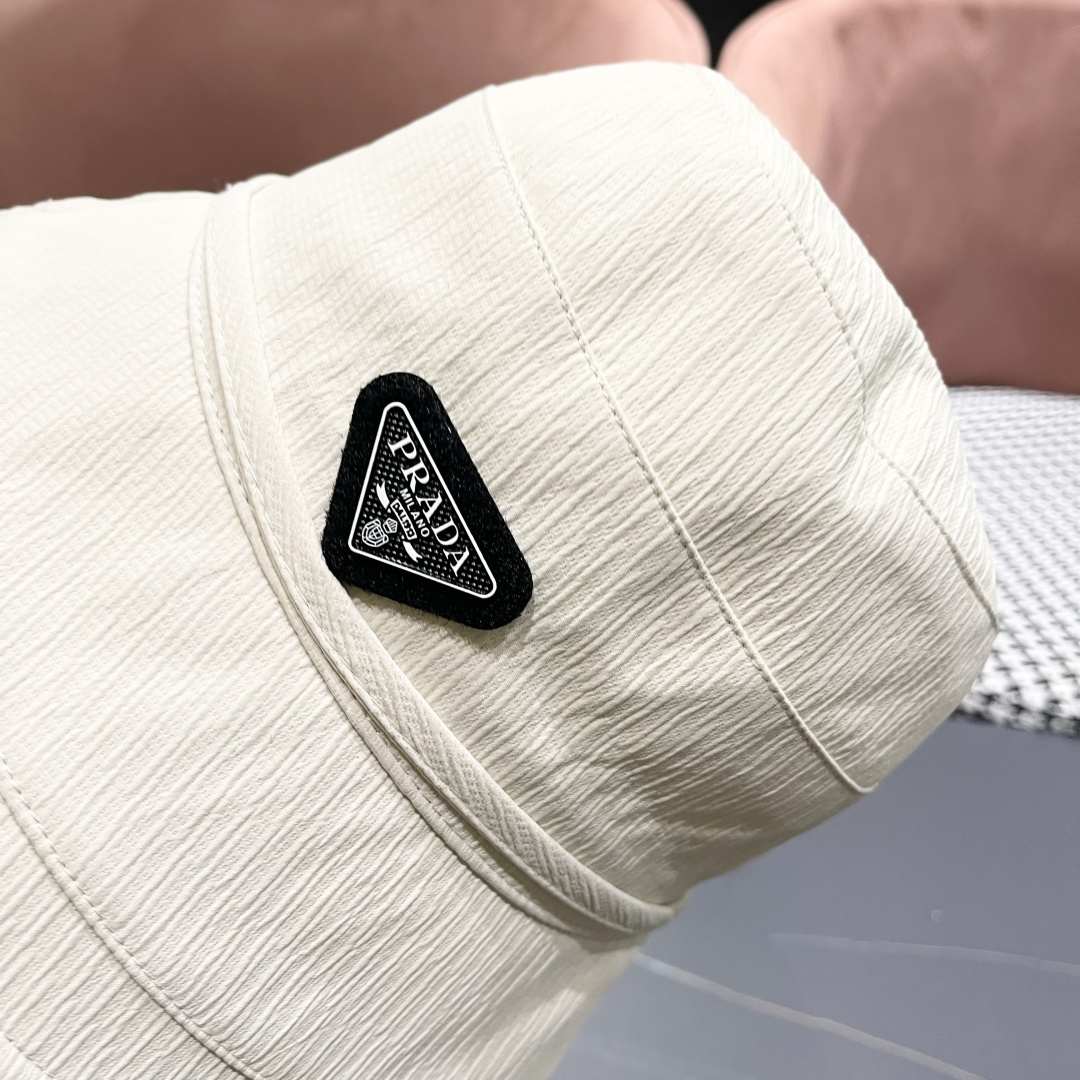   Prada普拉达2025渔夫帽女夏日系防晒显脸小遮阳帽，韩版休闲气质盆帽潮