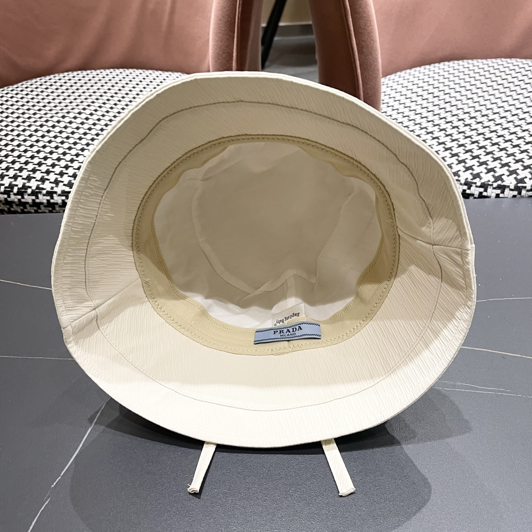   Prada普拉达2025渔夫帽女夏日系防晒显脸小遮阳帽，韩版休闲气质盆帽潮