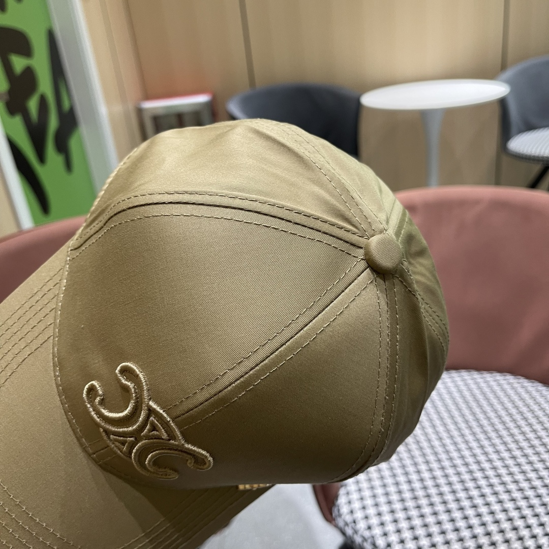  【CELINE赛琳】新款经典原版休闲潮流款 棒球帽🧢随便搭配都超好看！出门旅游，绝对要入手的一款