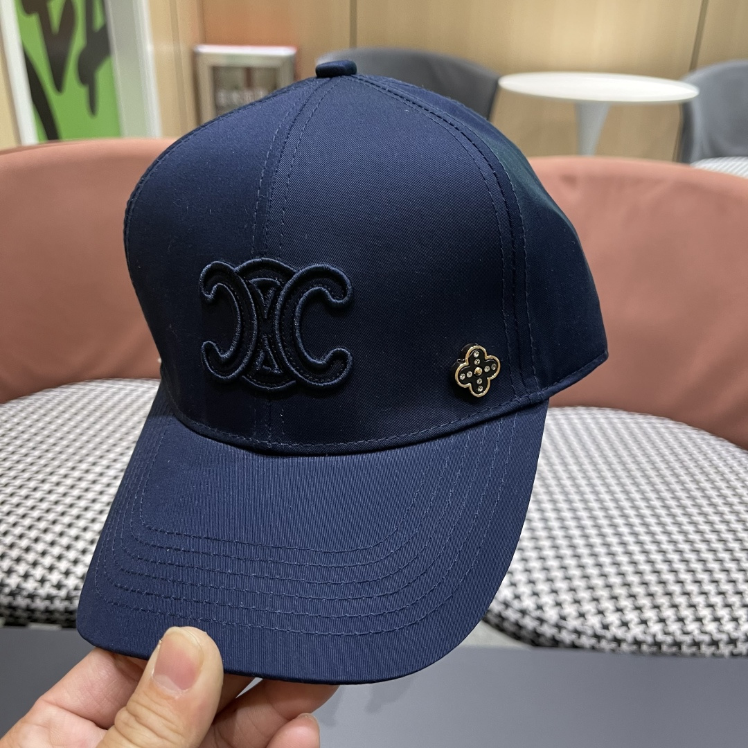  【CELINE赛琳】新款经典原版休闲潮流款 棒球帽🧢随便搭配都超好看！出门旅游，绝对要入手的一款