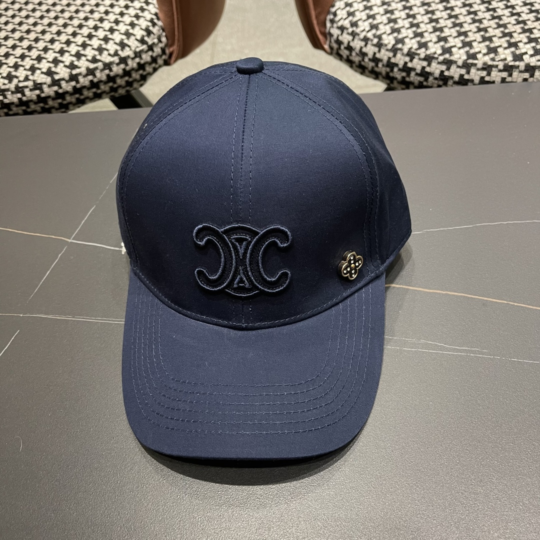  【CELINE赛琳】新款经典原版休闲潮流款 棒球帽🧢随便搭配都超好看！出门旅游，绝对要入手的一款