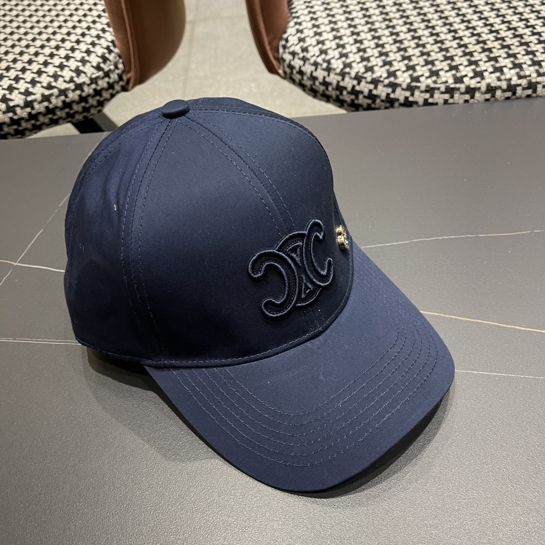  【CELINE赛琳】新款经典原版休闲潮流款 棒球帽🧢随便搭配都超好看！出门旅游，绝对要入手的一款