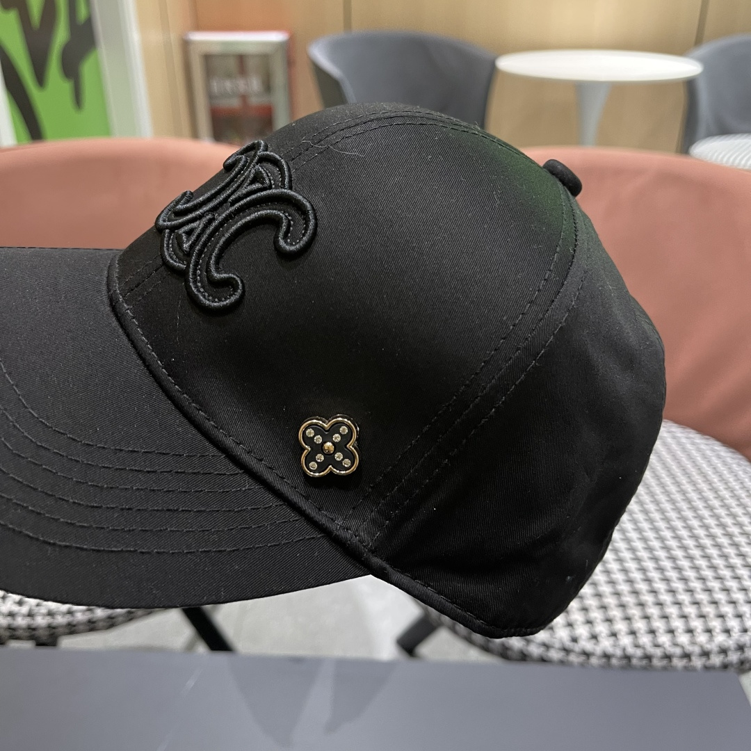  【CELINE赛琳】新款经典原版休闲潮流款 棒球帽🧢随便搭配都超好看！出门旅游，绝对要入手的一款