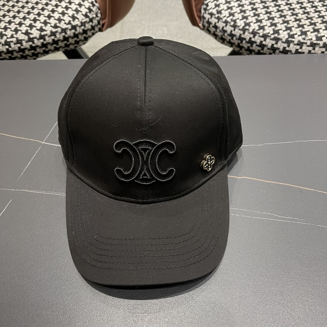  【CELINE赛琳】新款经典原版休闲潮流款 棒球帽🧢随便搭配都超好看！出门旅游，绝对要入手的一款