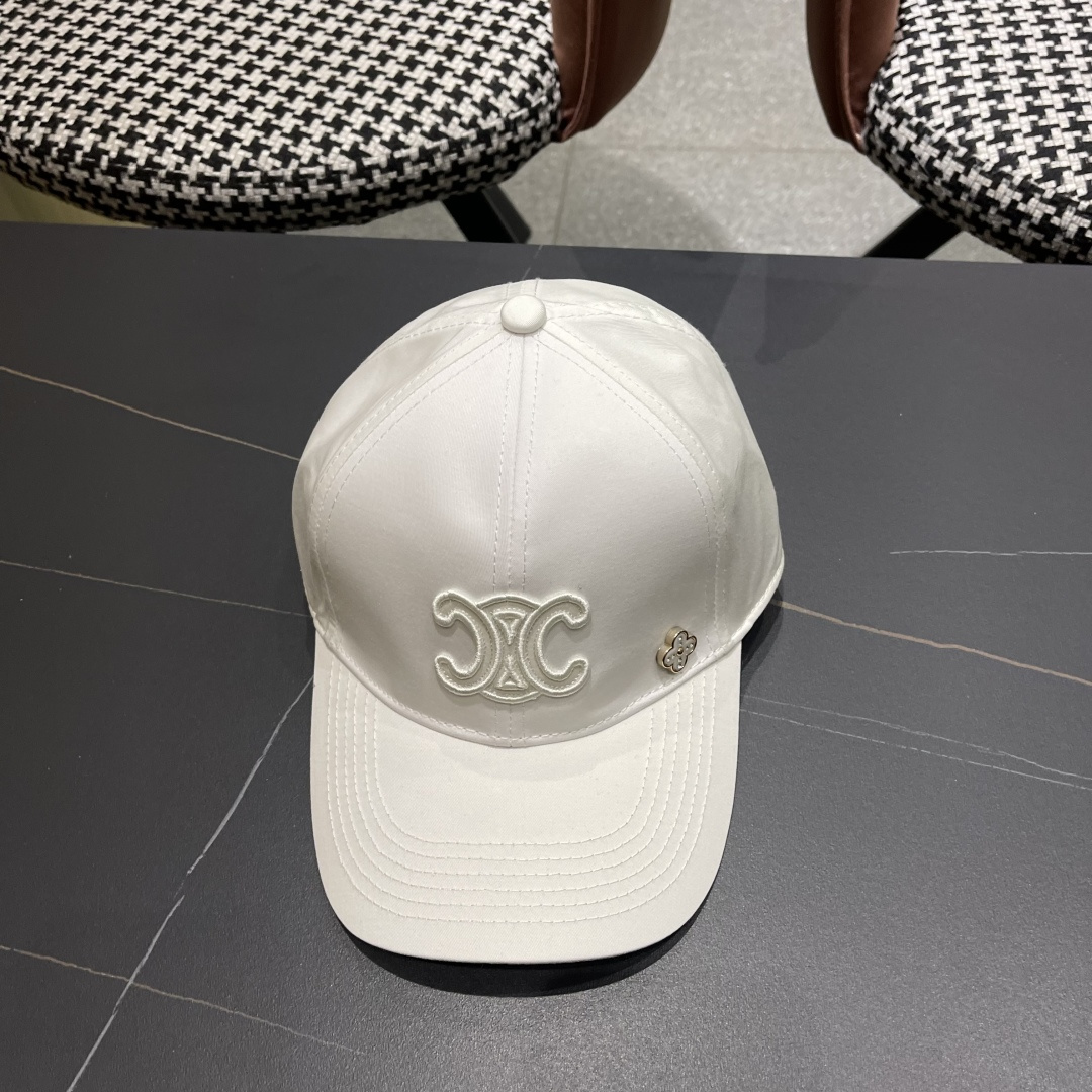  【CELINE赛琳】新款经典原版休闲潮流款 棒球帽🧢随便搭配都超好看！出门旅游，绝对要入手的一款