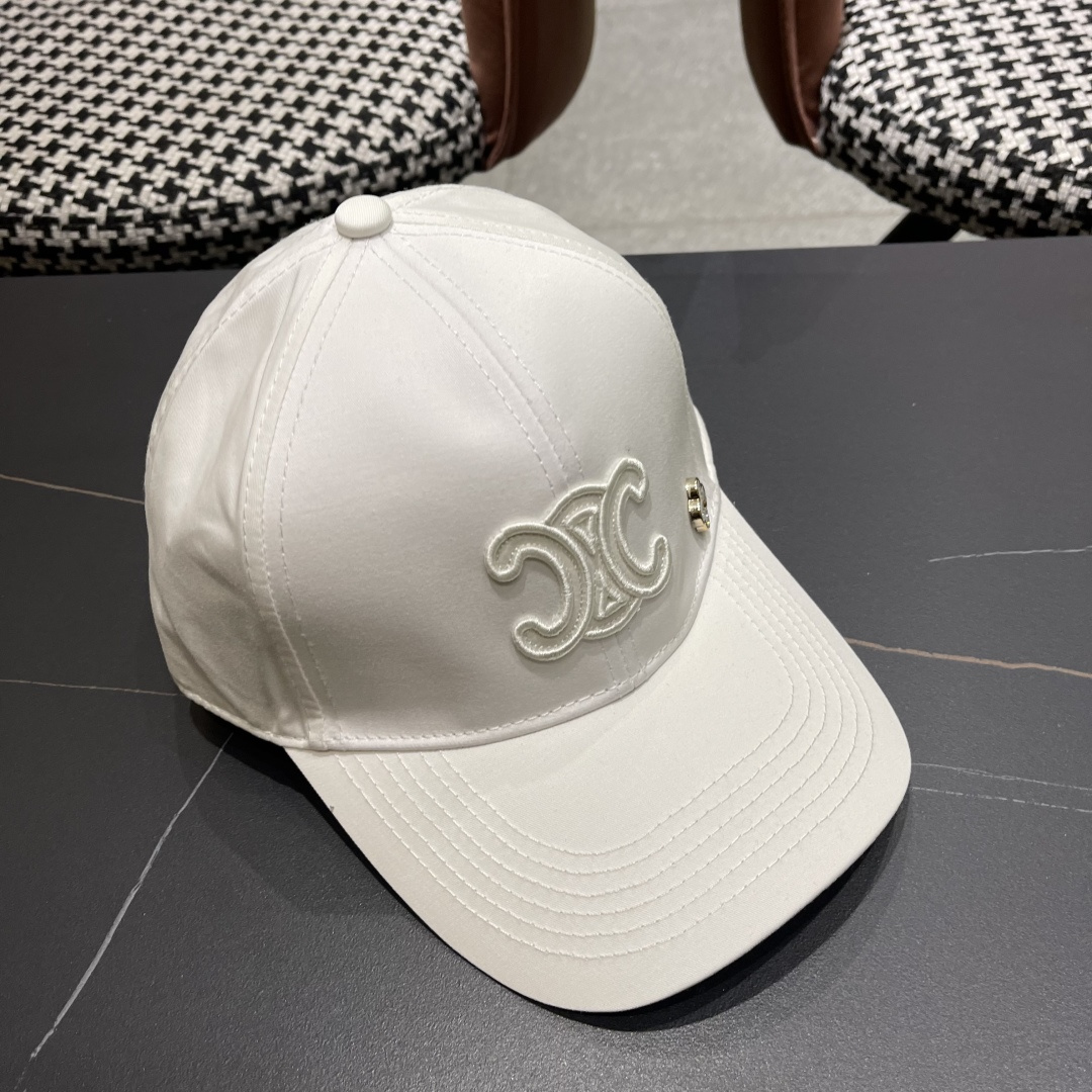  【CELINE赛琳】新款经典原版休闲潮流款 棒球帽🧢随便搭配都超好看！出门旅游，绝对要入手的一款