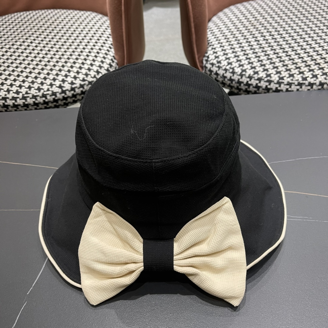  赛琳CELINE2025新款韩版蝴蝶结渔夫帽，优雅气质时尚百搭盆帽简约舒适水桶帽