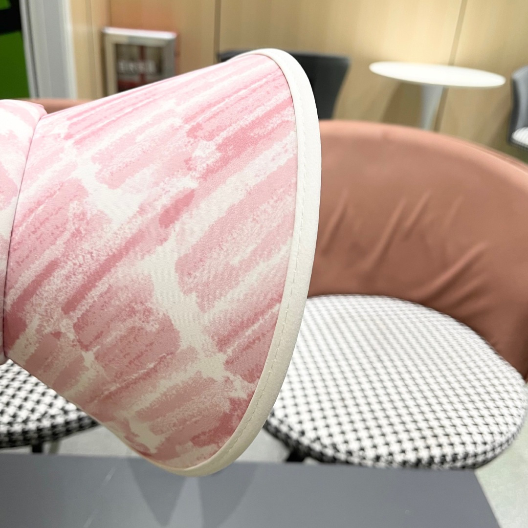  蒙口MONCLER新款空顶帽女春夏出游遮阳防晒帽显脸小百搭休闲太阳