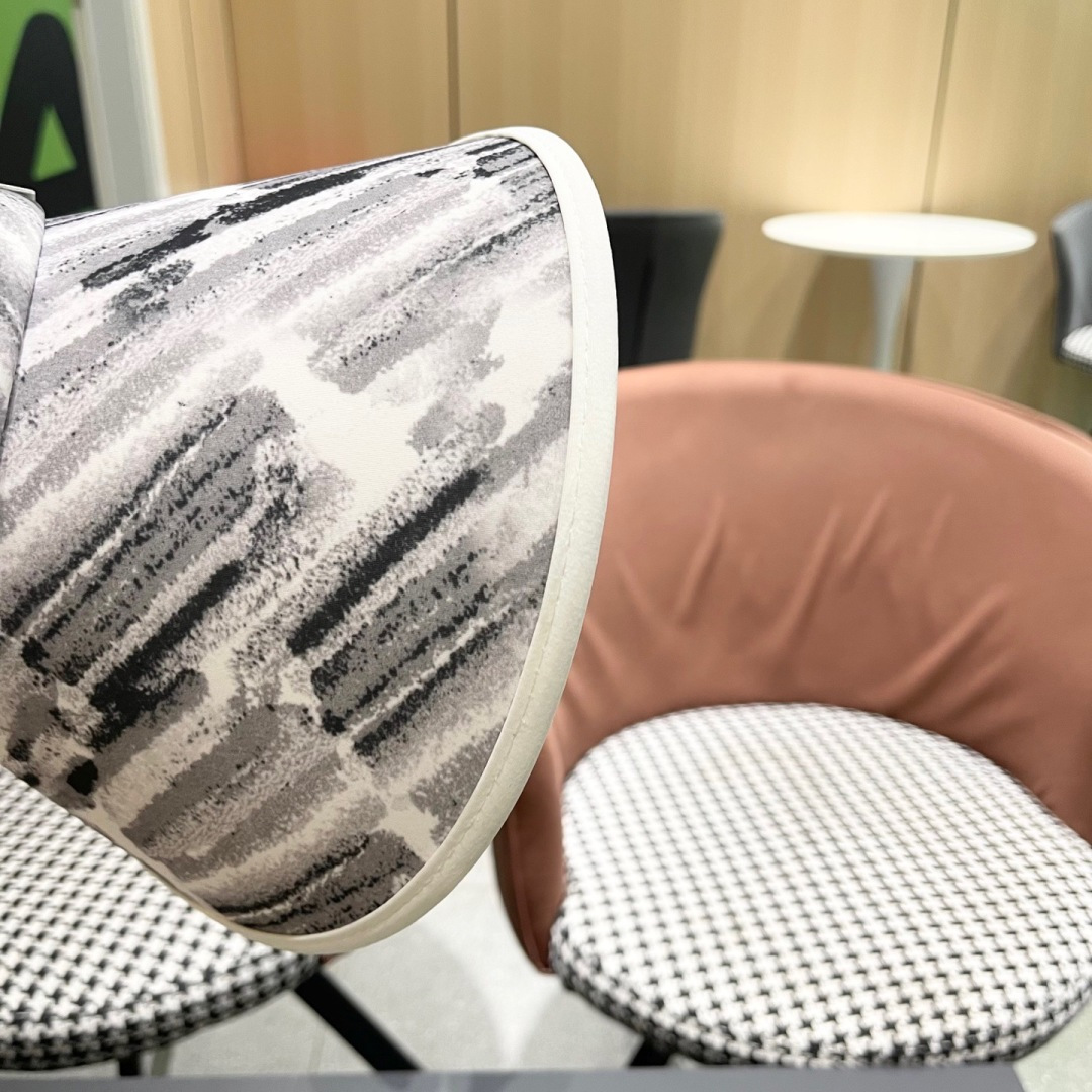  蒙口MONCLER新款空顶帽女春夏出游遮阳防晒帽显脸小百搭休闲太阳