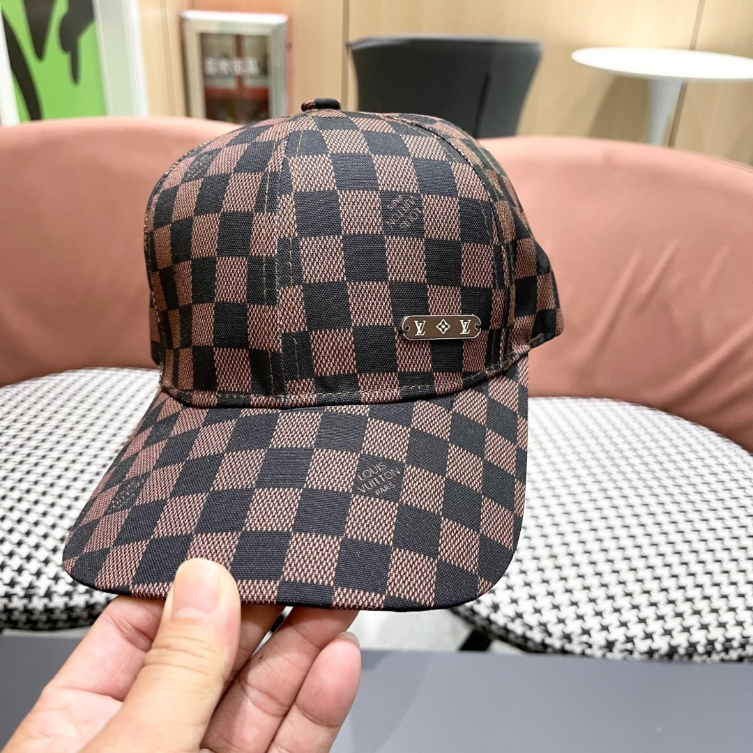  路易威登Lv 新款韩版日系潮棋盘格棒球帽户外运
动女防晒遮阳鸭舌帽男潮牌