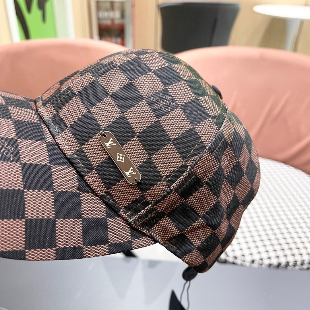  路易威登Lv 新款韩版日系潮棋盘格棒球帽户外运
动女防晒遮阳鸭舌帽男潮牌