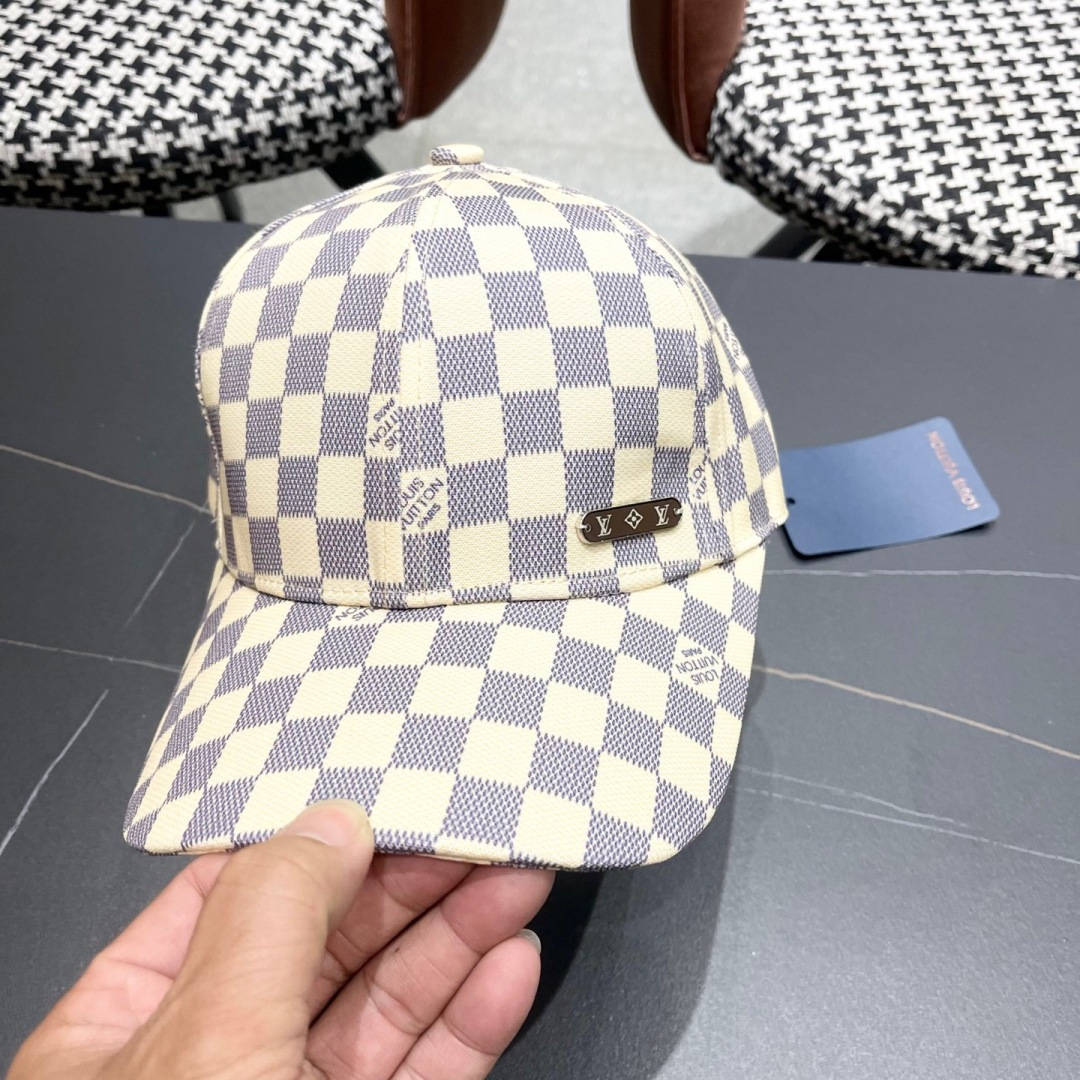  路易威登Lv 新款韩版日系潮棋盘格棒球帽户外运
动女防晒遮阳鸭舌帽男潮牌