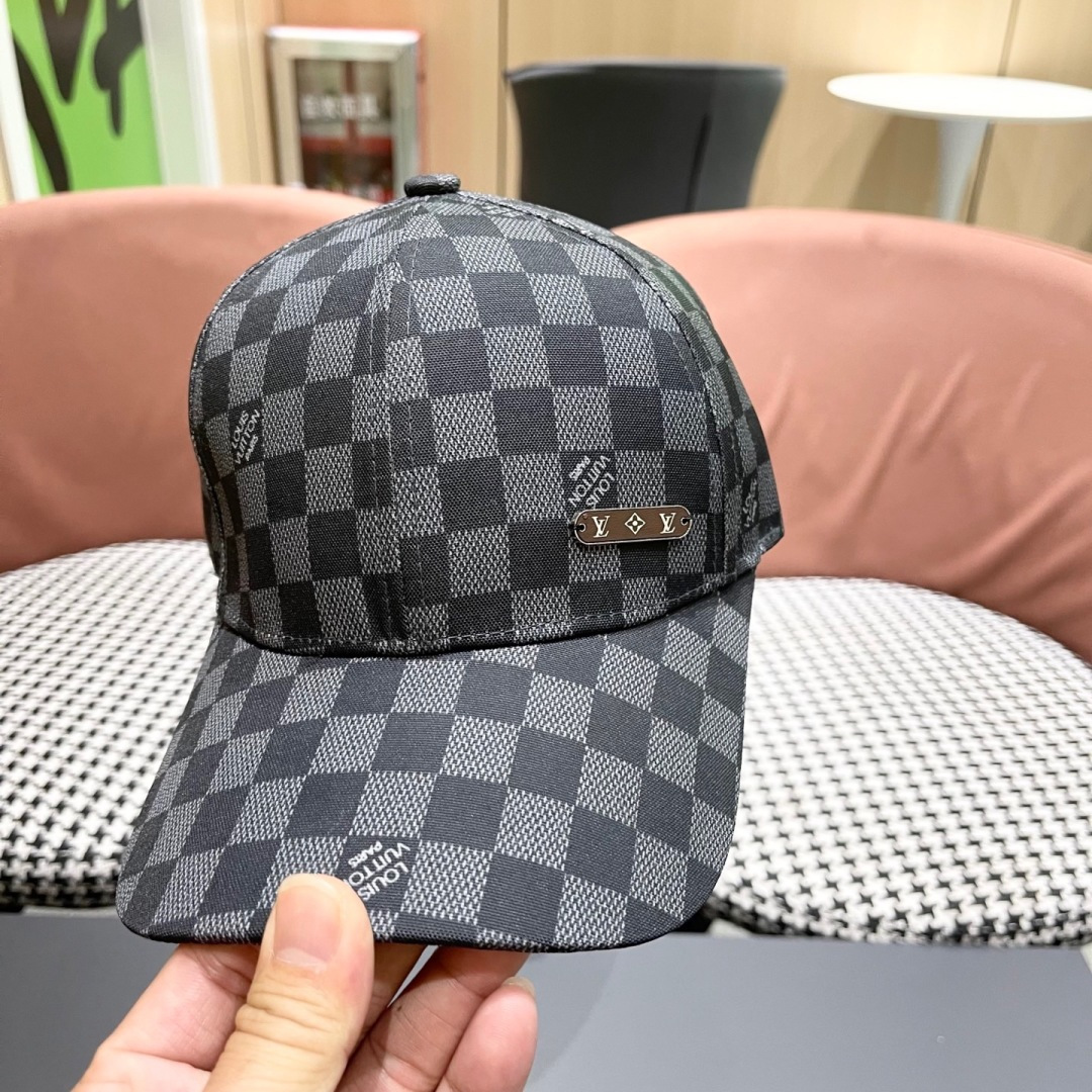  路易威登Lv 新款韩版日系潮棋盘格棒球帽户外运
动女防晒遮阳鸭舌帽男潮牌