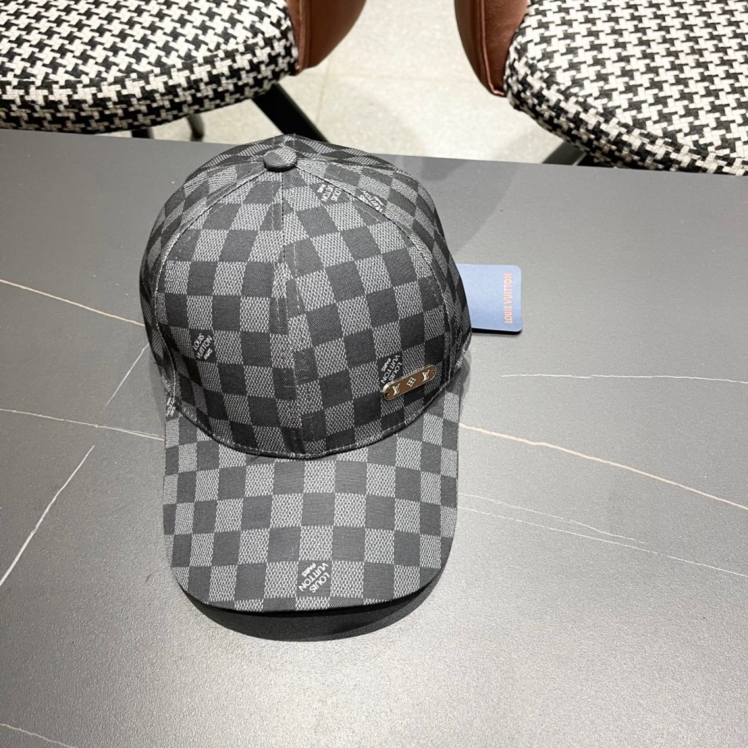  路易威登Lv 新款韩版日系潮棋盘格棒球帽户外运
动女防晒遮阳鸭舌帽男潮牌