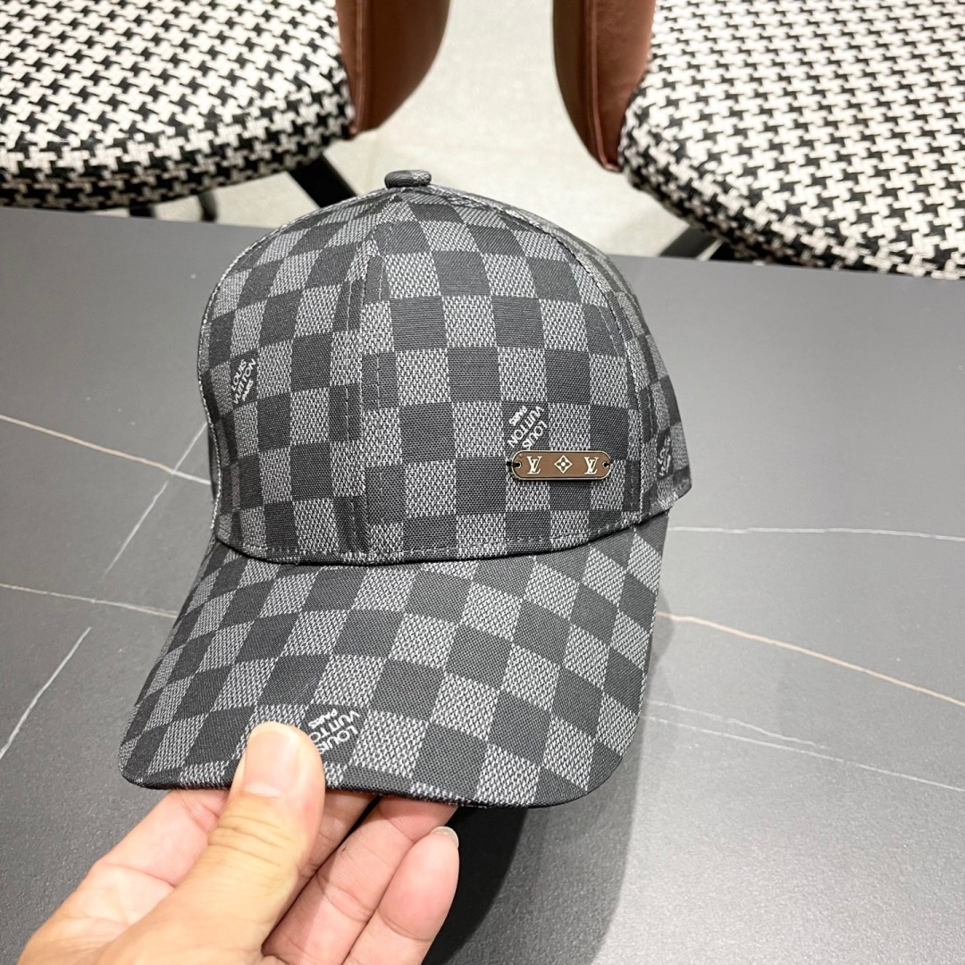  路易威登Lv 新款韩版日系潮棋盘格棒球帽户外运
动女防晒遮阳鸭舌帽男潮牌