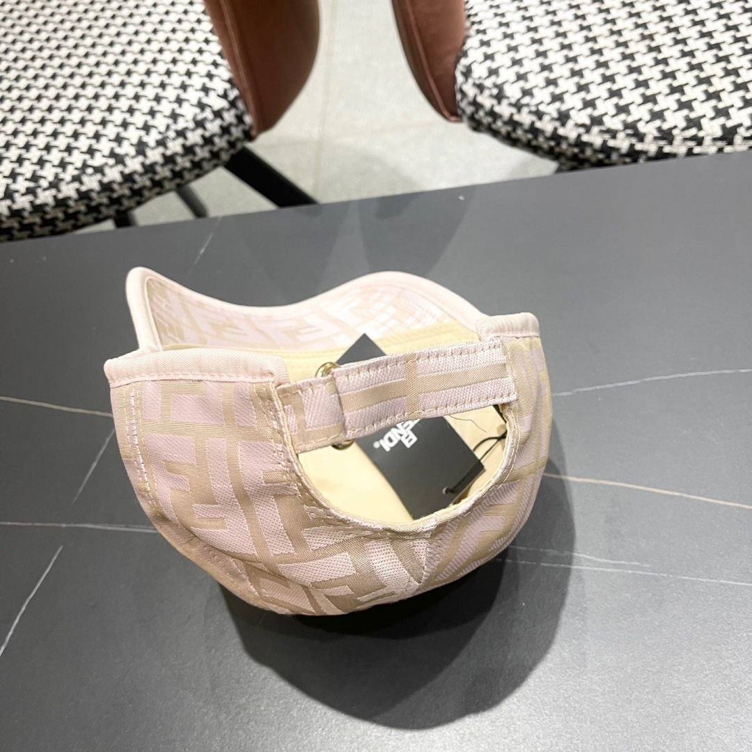  FENDI芬迪 2025老花系列棒球帽🧢 经典FF中古单品，气质穿搭单品，质量杠杠👍