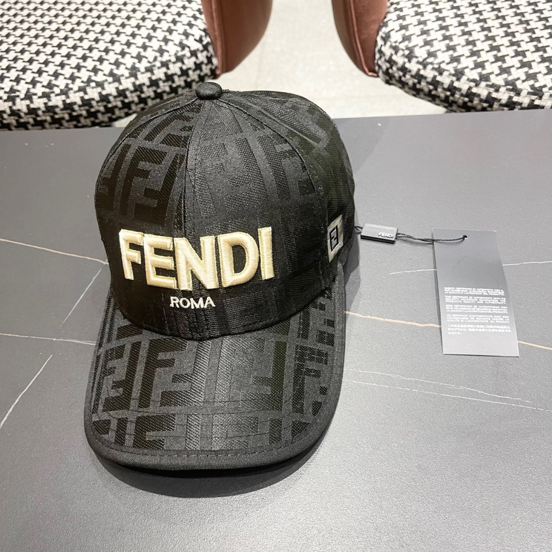  FENDI芬迪 2025老花系列棒球帽🧢 经典FF中古单品，气质穿搭单品，质量杠杠👍