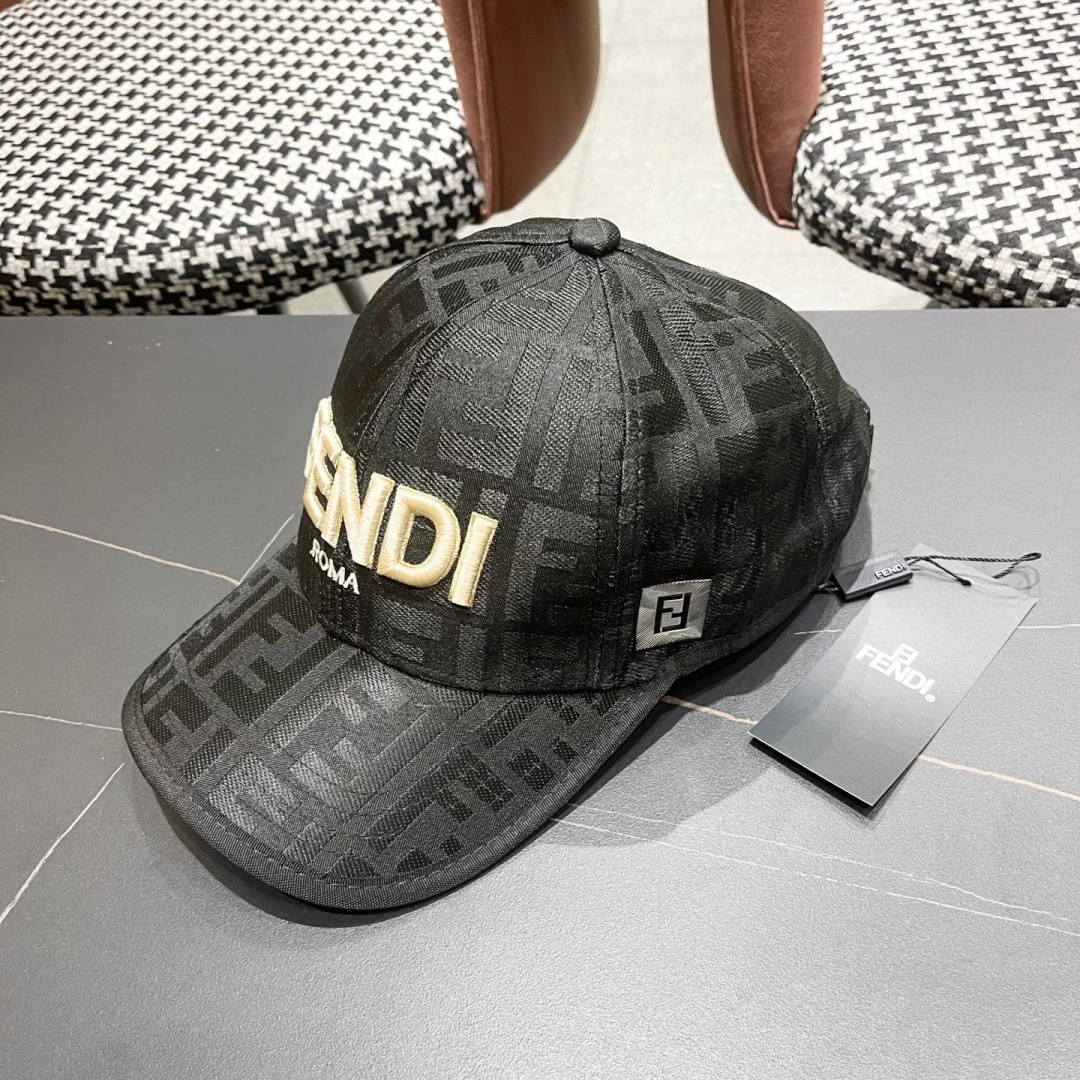  FENDI芬迪 2025老花系列棒球帽🧢 经典FF中古单品，气质穿搭单品，质量杠杠👍