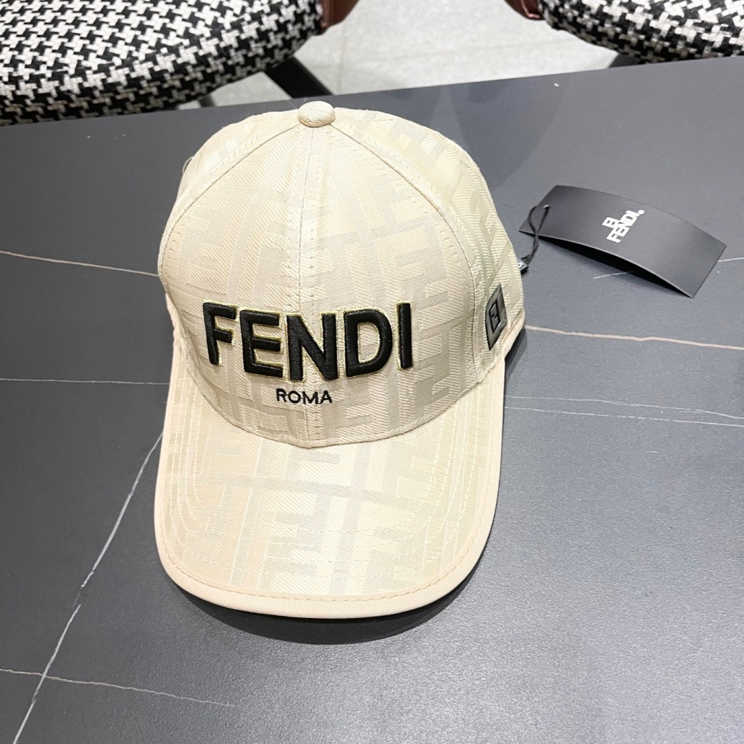  FENDI芬迪 2025老花系列棒球帽🧢 经典FF中古单品，气质穿搭单品，质量杠杠👍