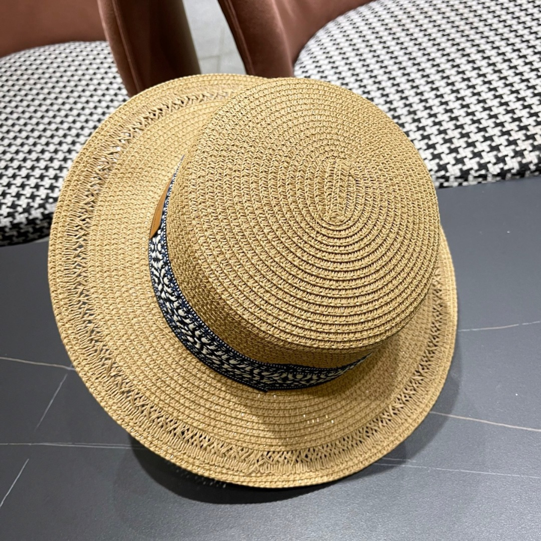  蒙口 波西米亚民族风海边沙滩遮阳草帽女夏季出游
防晒时尚平顶宽檐礼帽