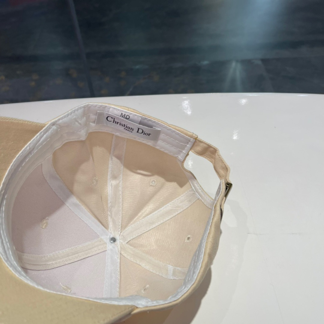  【DIOR迪奥】春夏新款棒球帽，新款出货，大牌款超好搭配，赶紧入手！