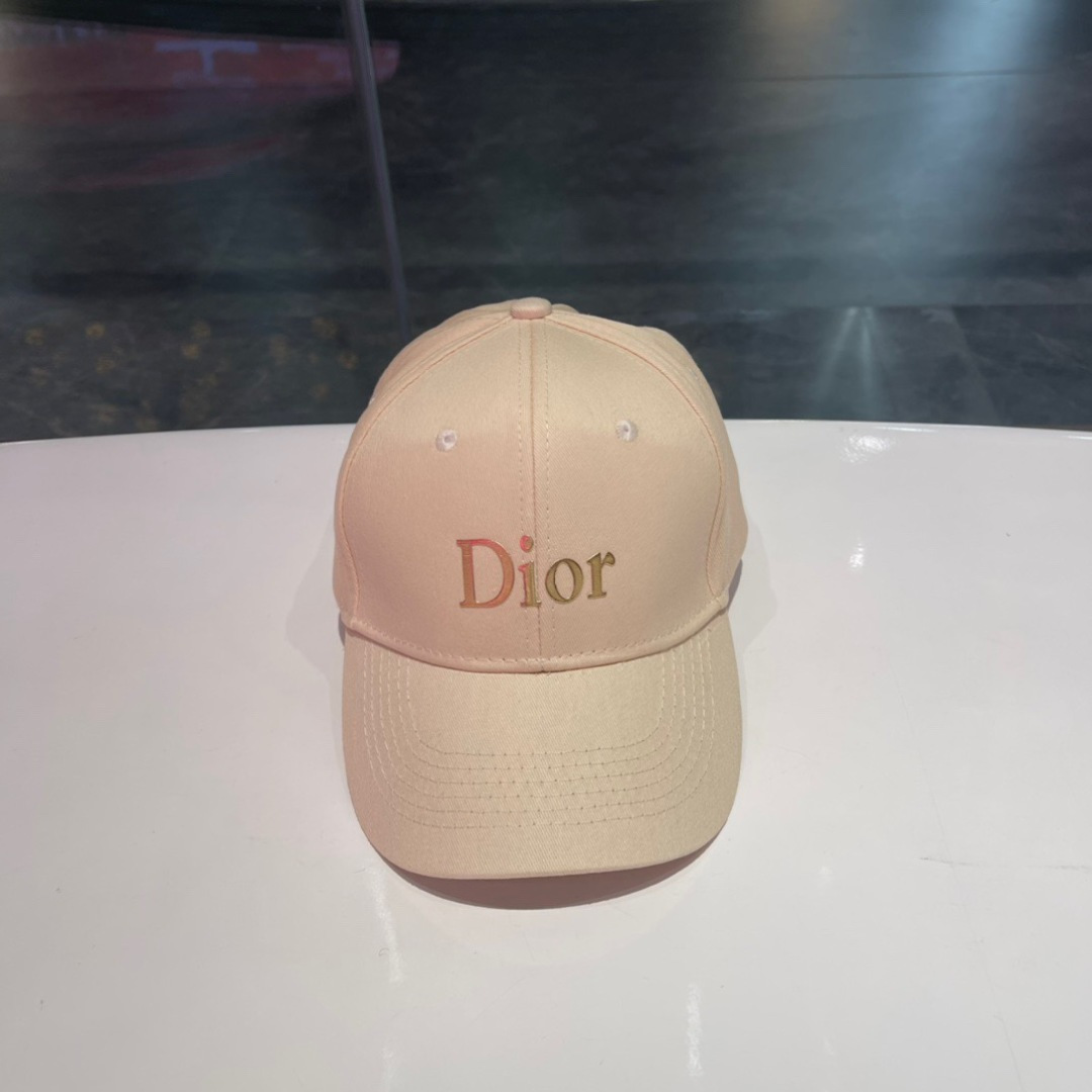  【DIOR迪奥】春夏新款棒球帽，新款出货，大牌款超好搭配，赶紧入手！