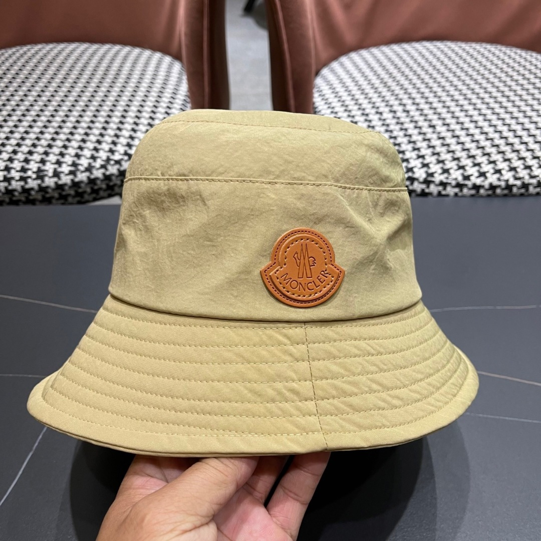  Moncler蒙口番茄小猪2025新款日系时尚简约黑色渔夫帽
女出游防紫外线太阳帽潮