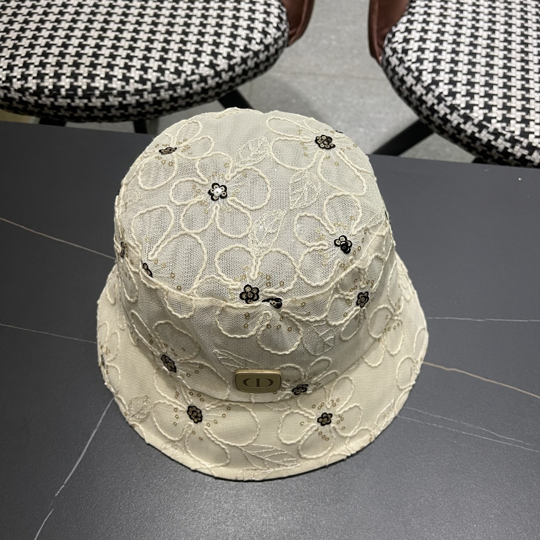  香奈儿2025新款韩版刺绣提花甜美渔夫帽春夏轻奢亮片花朵盆帽透气遞阳帽