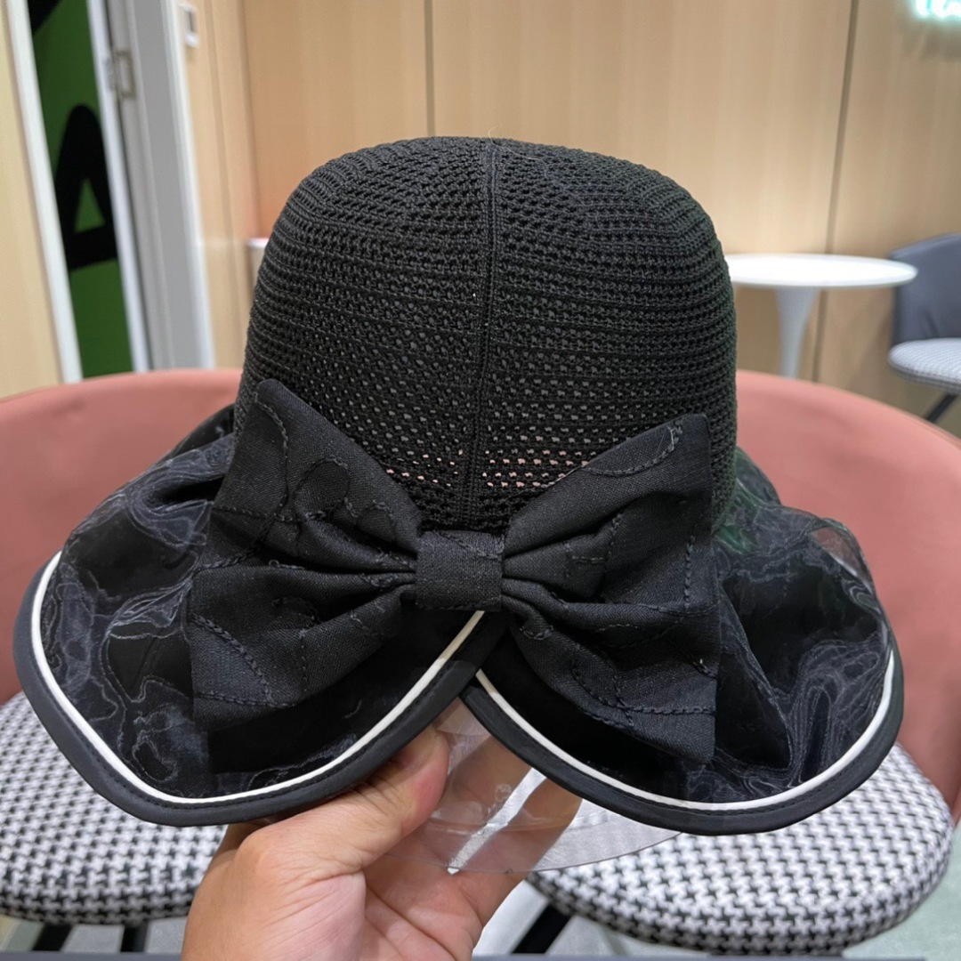  普拉达Prada2025流行新款韩版甜美可爱系带蝴蝶结渔夫帽子女遮阳防晒盆帽