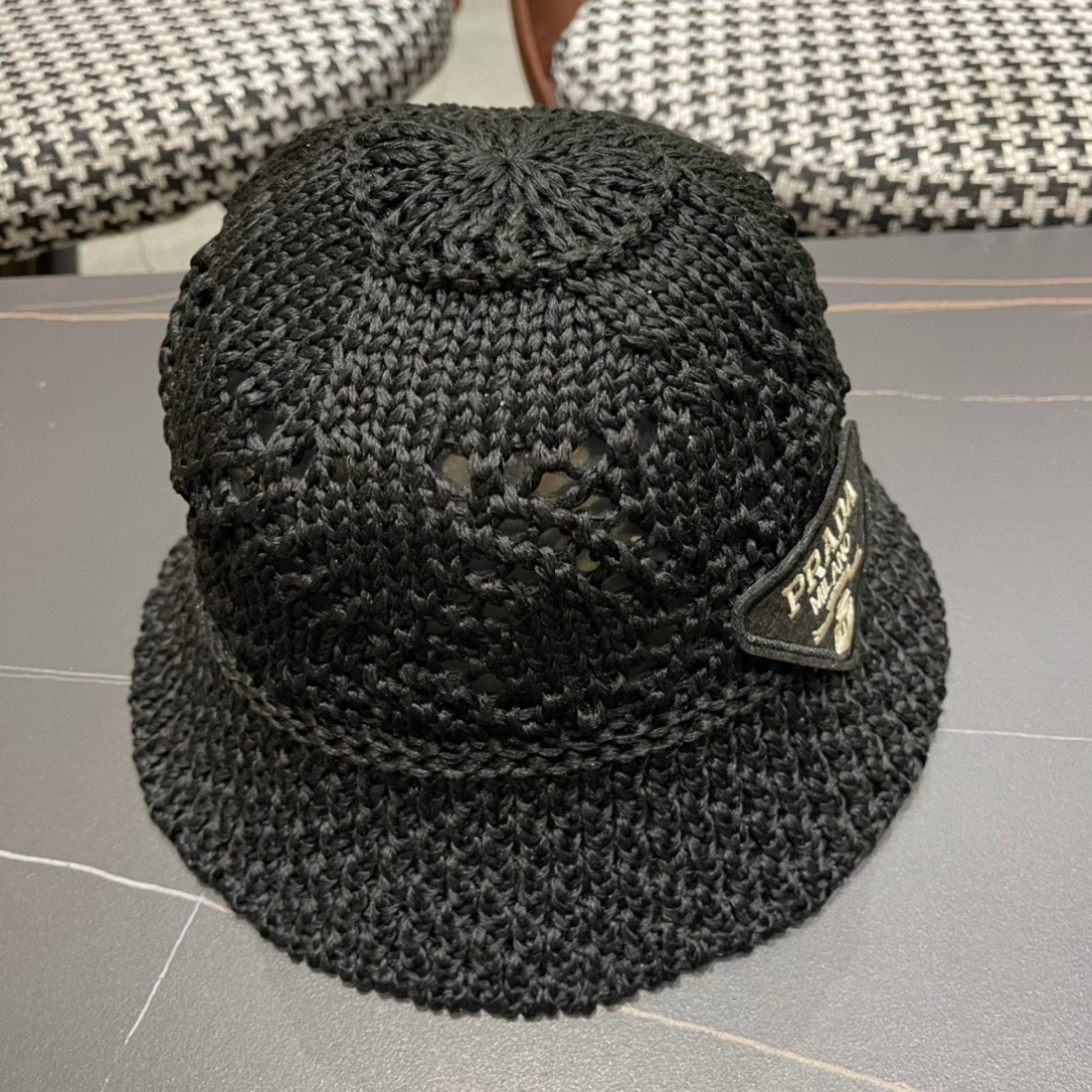  普拉达2025春夏新款钩花手工盆帽日系水桶透气帽简约甜美风，帽型很好，大脸型哦！出街必备