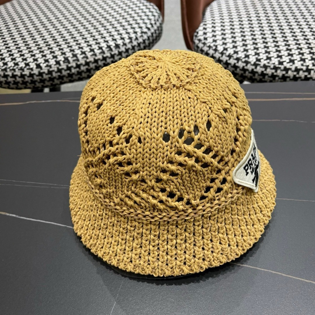  普拉达2025春夏新款钩花手工盆帽日系水桶透气帽简约甜美风，帽型很好，大脸型哦！出街必备