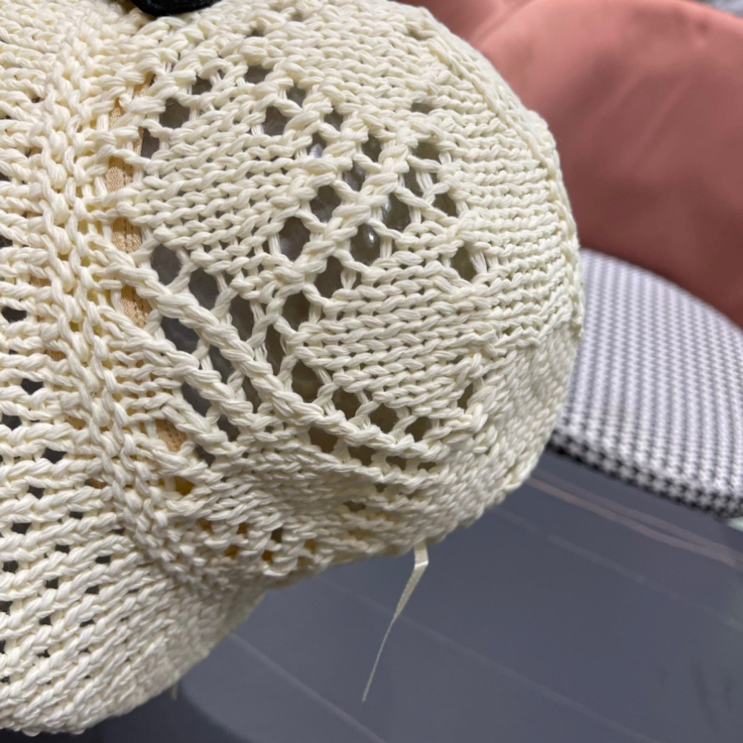  普拉达2025春夏新款钩花手工盆帽日系水桶透气帽简约甜美风，帽型很好，大脸型哦！出街必备